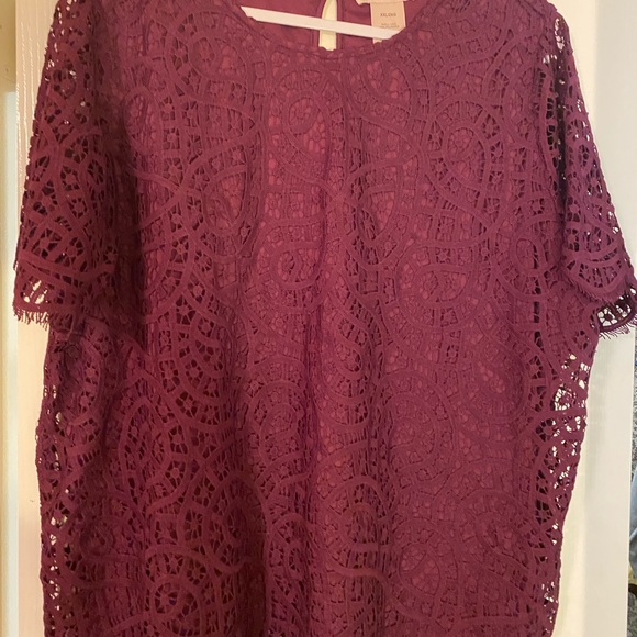 🍷Wine color 🍷 Lace eyelet Ladies Blouse NWT - Picture 5 of 13